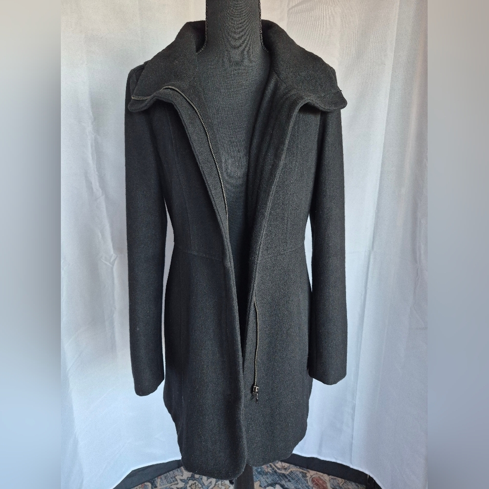 Vintage Guess Black Wool Pea Coat Womens Small Classic Minimalist Clean Girl - Picture 10 of 16
